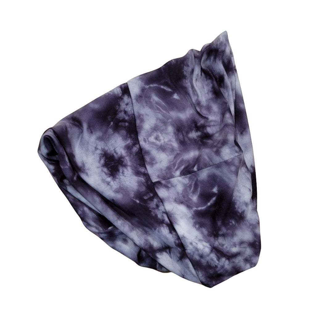 Wavy Beard Maven tie-dye compression wrap for beard waves and hydration. Breathable fabric, one size fits all.